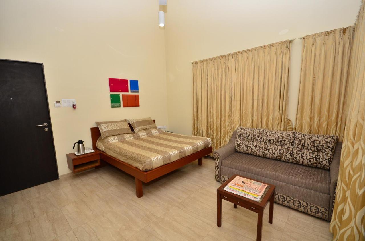 Diwali Baug Hotel โลนาวาลา ภายนอก รูปภาพ